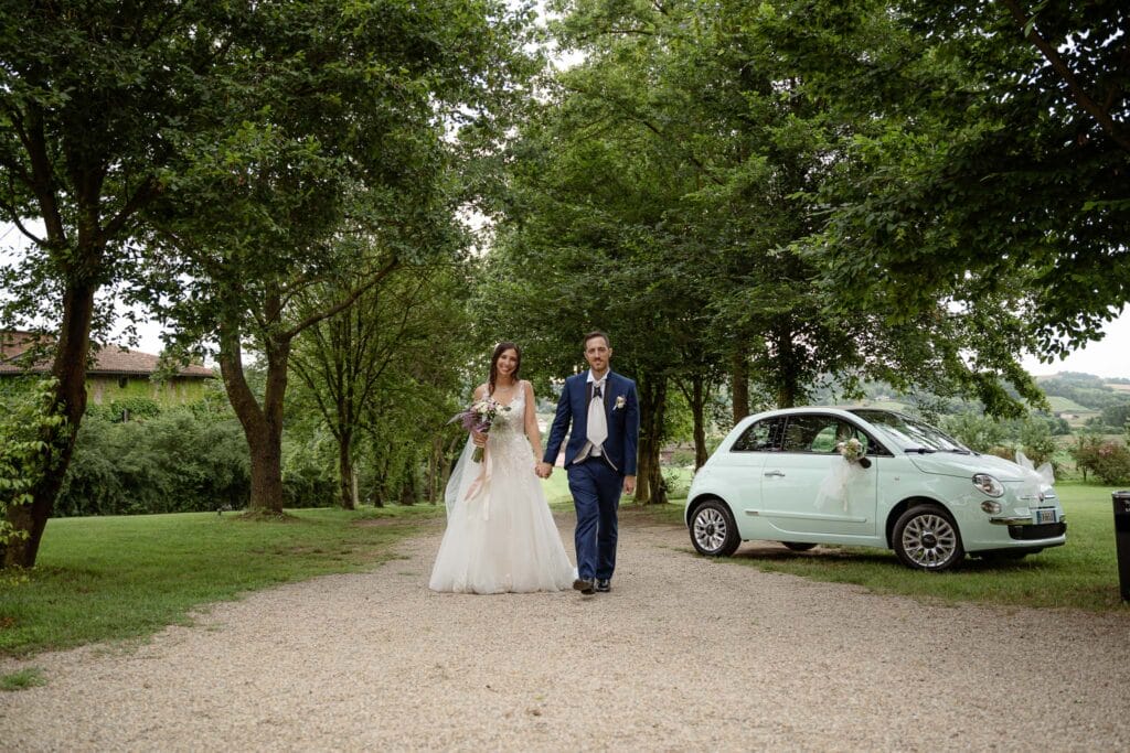 Matrimonio religioso con ricevimento festeggiato presso torre di batibo ad asti in piemonte 042