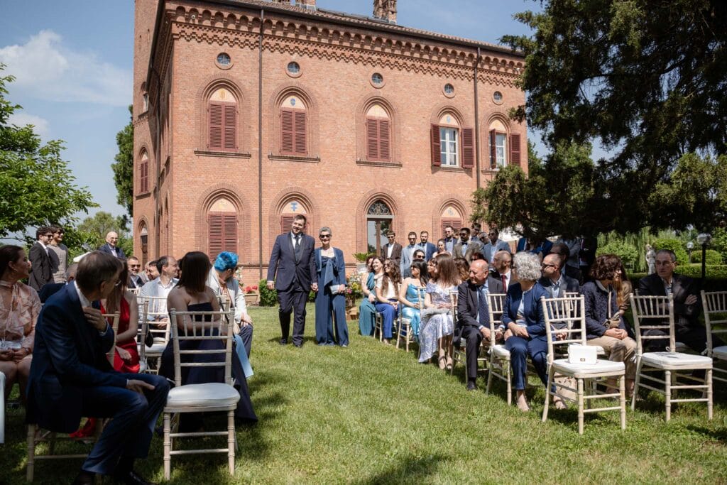 Matrimonio castello di lajone piemonte coppia sposi servizio yelley photography 030
